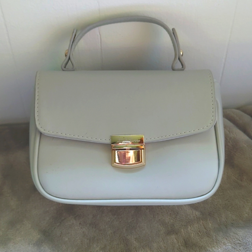 Small grey purse